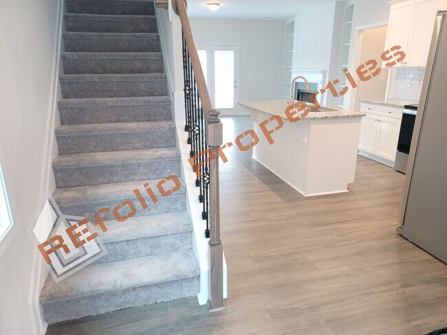 Foto del edificio - Beautiful 4BD 2.5BA Home w/Primary Suite o...