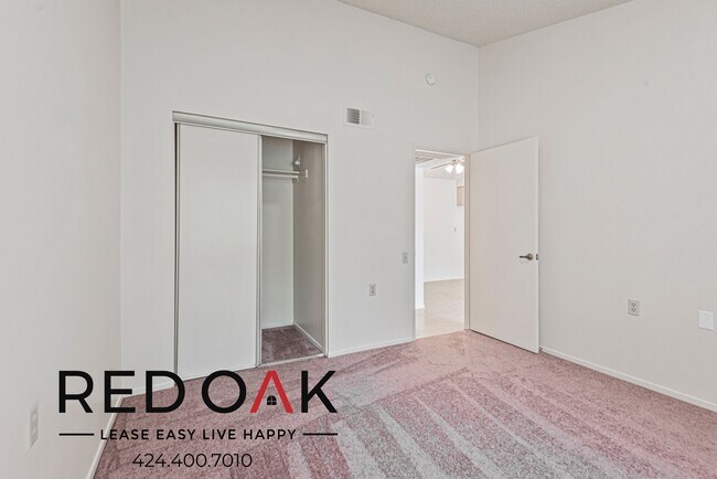 Foto del edificio - ~1 Month FREE~ SENIOR COMMUNITY 55+ Cozy O...