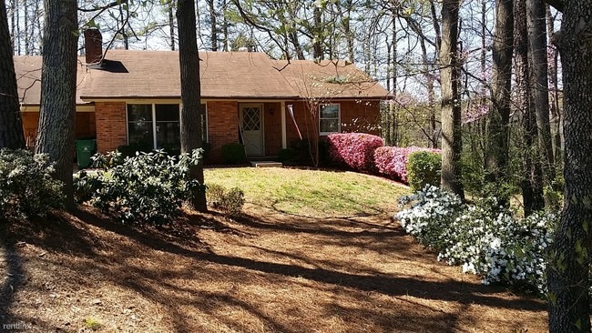 Building Photo - 4915 Prosperity Church Rd