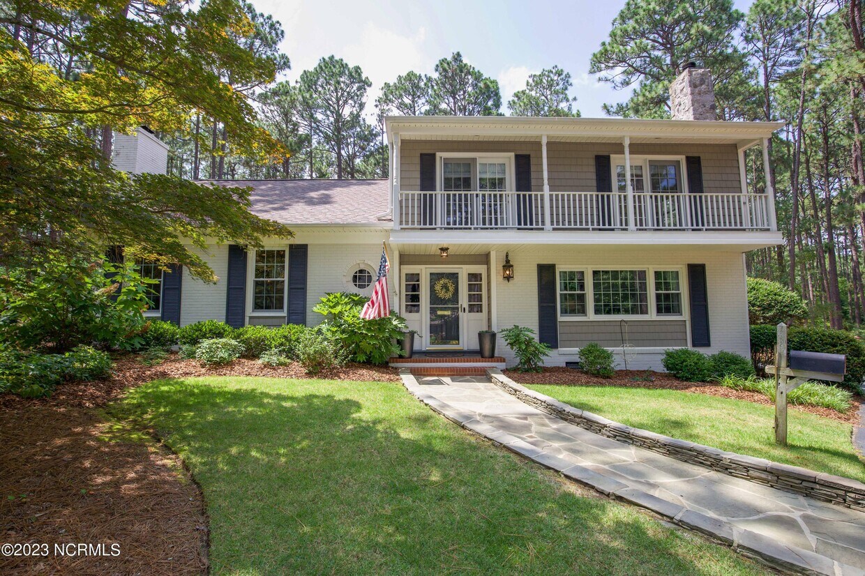 155 Halcyon Dr, Southern Pines, NC 28387 House Rental in Southern