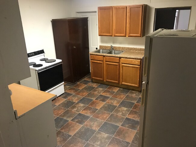 Foto del edificio - 1202 Gomber Ave