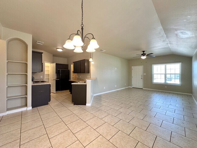 Foto del edificio - 1306 Vanguard Ln