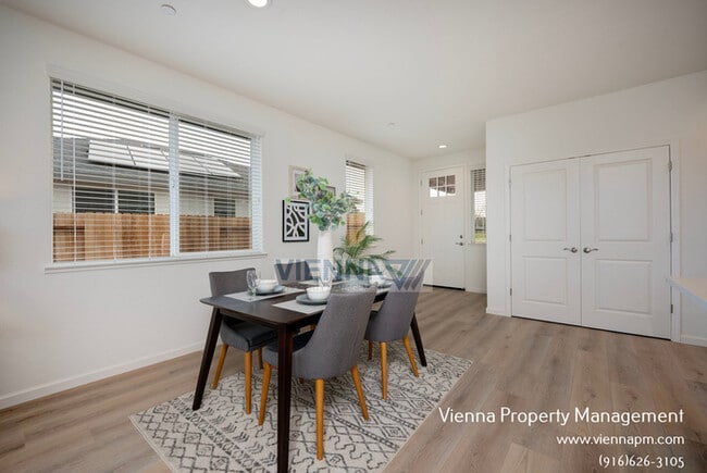 Foto del edificio - 548 Fox Hunt Wy