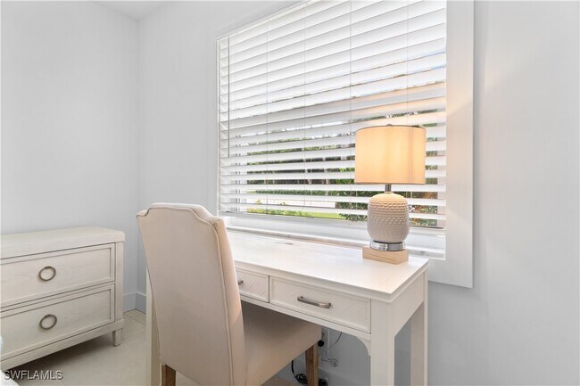 Foto del edificio - 900 8th Ave S