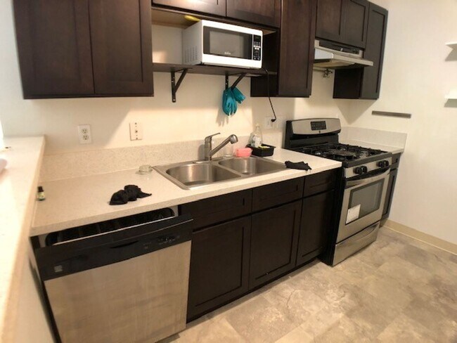 Foto del edificio - Charming Studio Condo in Portland!! Locate...