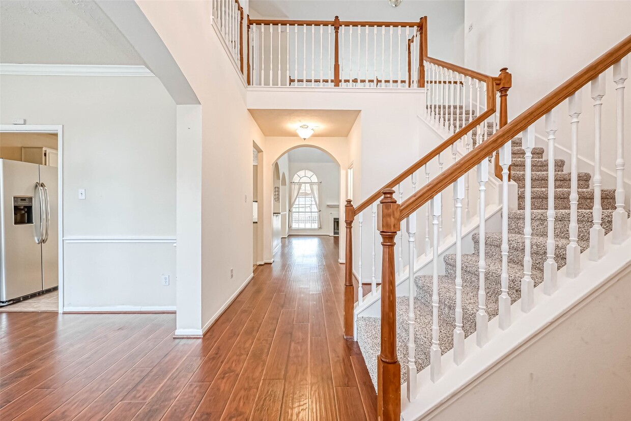 Building Photo - 17935 Western Pass Ln