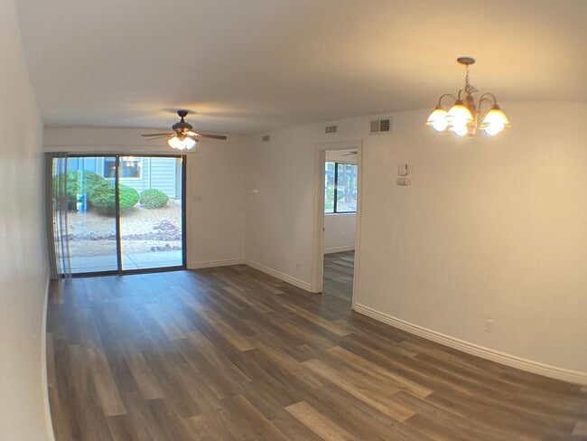Foto del edificio - Don't miss out on this charming 2-bedroom,...