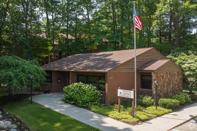 Building Photo - Chateau Village and Deer View Apartments