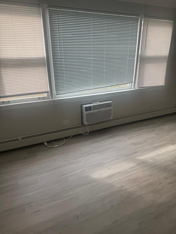 Foto del edificio - 909 Elder Rd