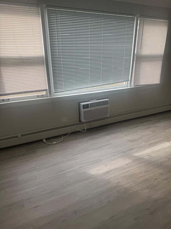 Building Photo - 909 Elder Rd