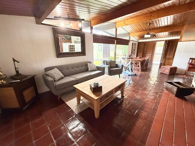 Foto del edificio - 9000 Stanmoor Dr