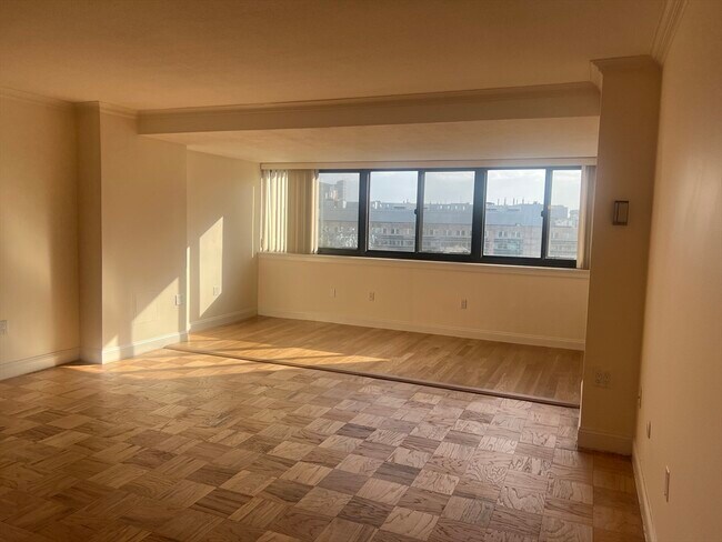 Foto del edificio - 9 Hawthorne Pl