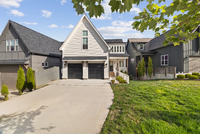 Photo - 550A Whispering Hills Dr House