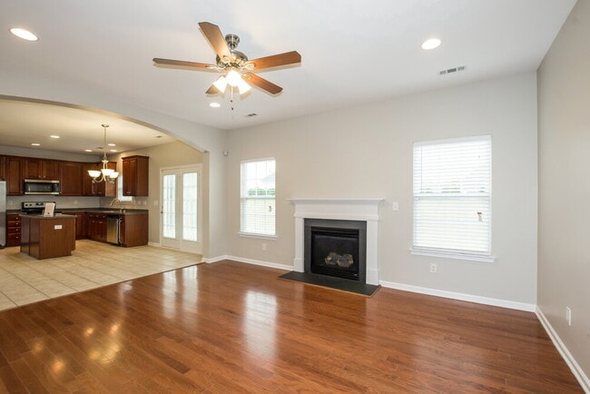 Building Photo - 13304 Eastfield Village Ln