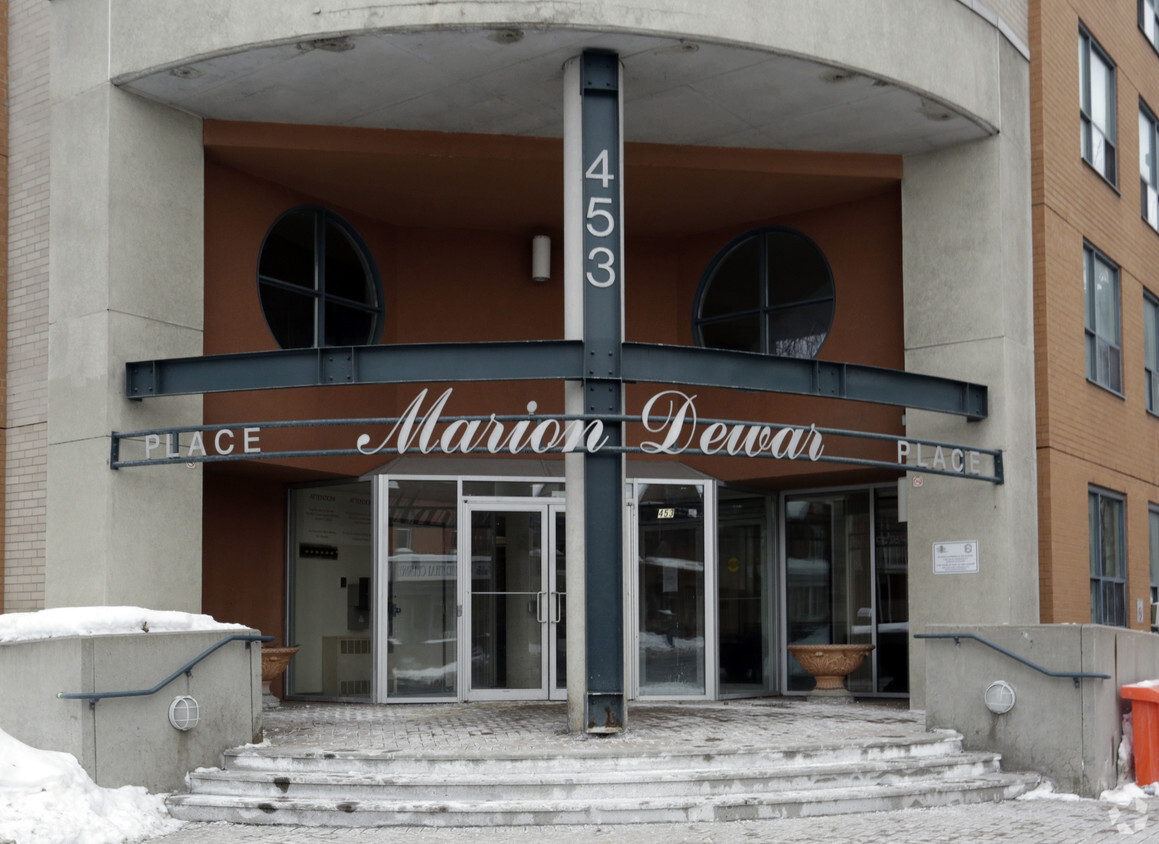 Photo du bâtiment - Marion Dewar Place