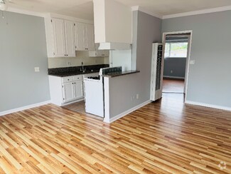 Building Photo - 407 N Avenue 50