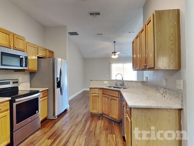 Foto del edificio - 1559 Guardian Dr