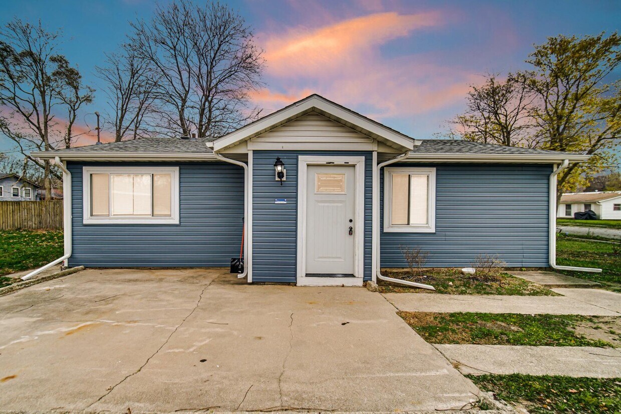 Foto principal - 542 S Wayne St