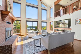 Building Photo - 31 Ravenshoe Rd