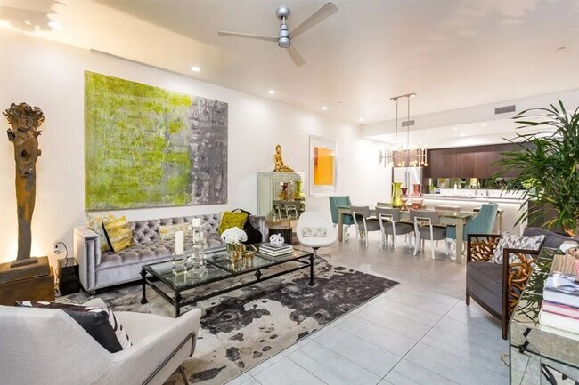 Foto del edificio - Chic & Modern 2 Bed/2.5 Bath Townhome in B...