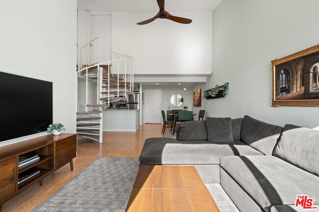 Foto del edificio - 1440 Veteran Ave