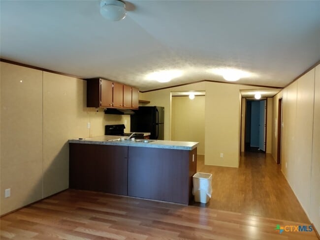 Building Photo - 156 Apache Trail