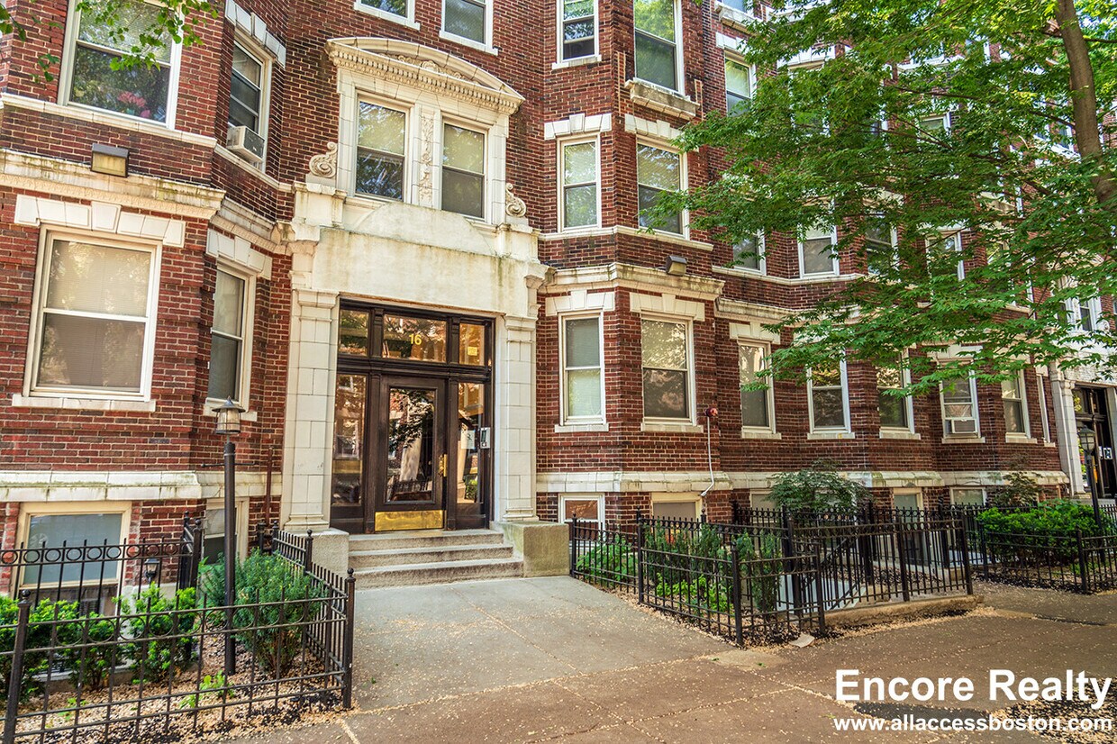 Building Photo - 20 Queensberry St