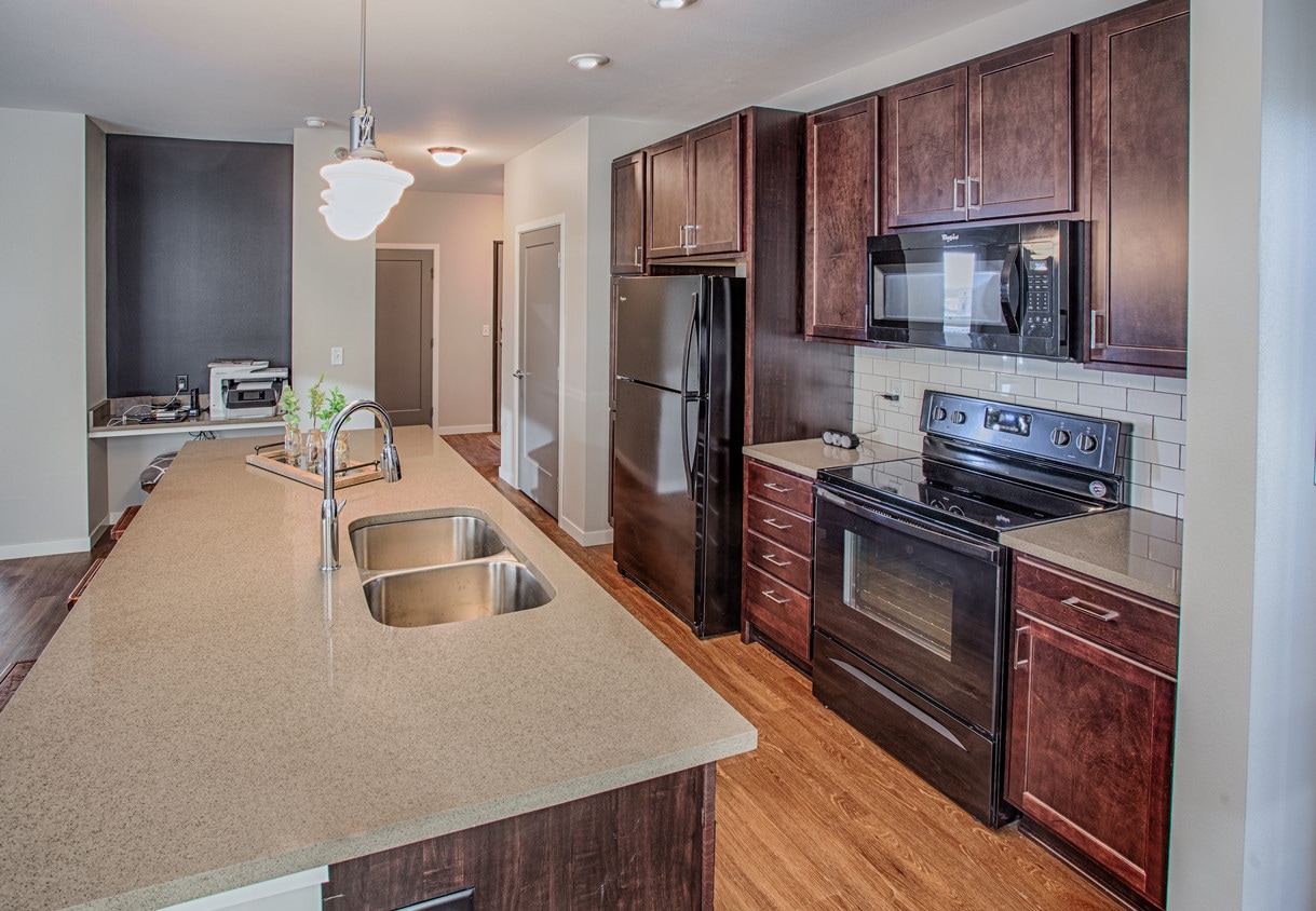 Woodrow Apartments Apartments Fargo, ND