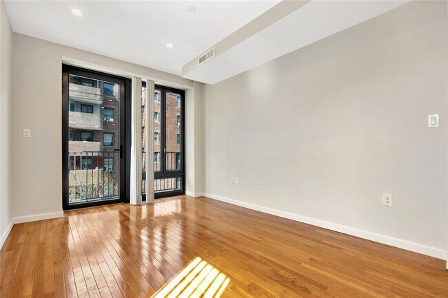 Building Photo - 148-36 89th Ave