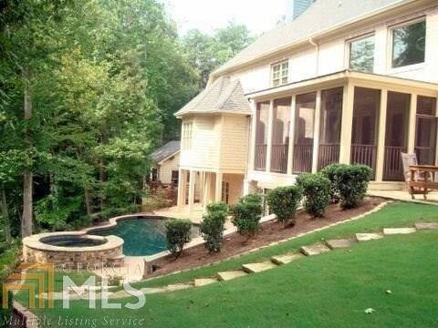 Building Photo - 5505 Long Island Dr