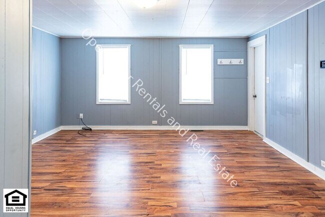 Foto del edificio - 17425 State Road 37