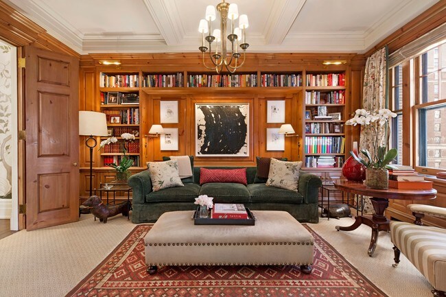 Building Photo - 555 Park Ave