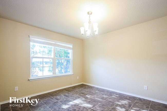 Foto del edificio - 2115 Emerald Edge