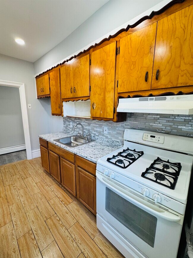 Foto del edificio - 265 Clinton Ave