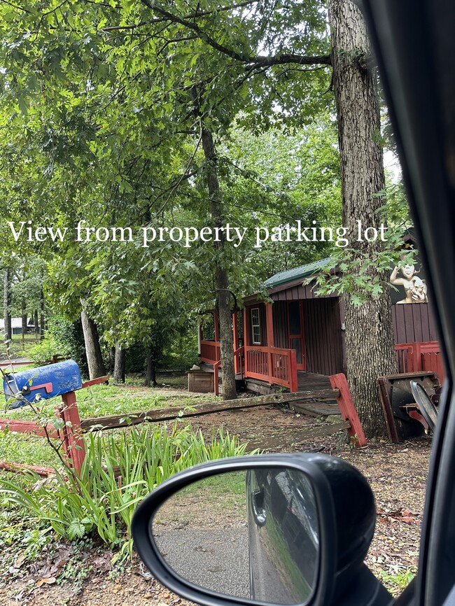 Foto del edificio - 456 Pentecostal Campground Rd