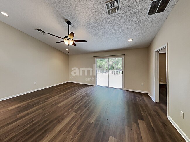 Foto del edificio - 3414 Fieldstone Ct