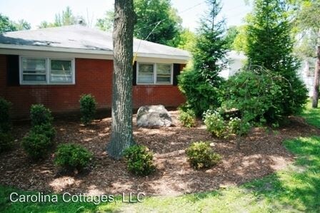 Building Photo - 404 Hebron Rd