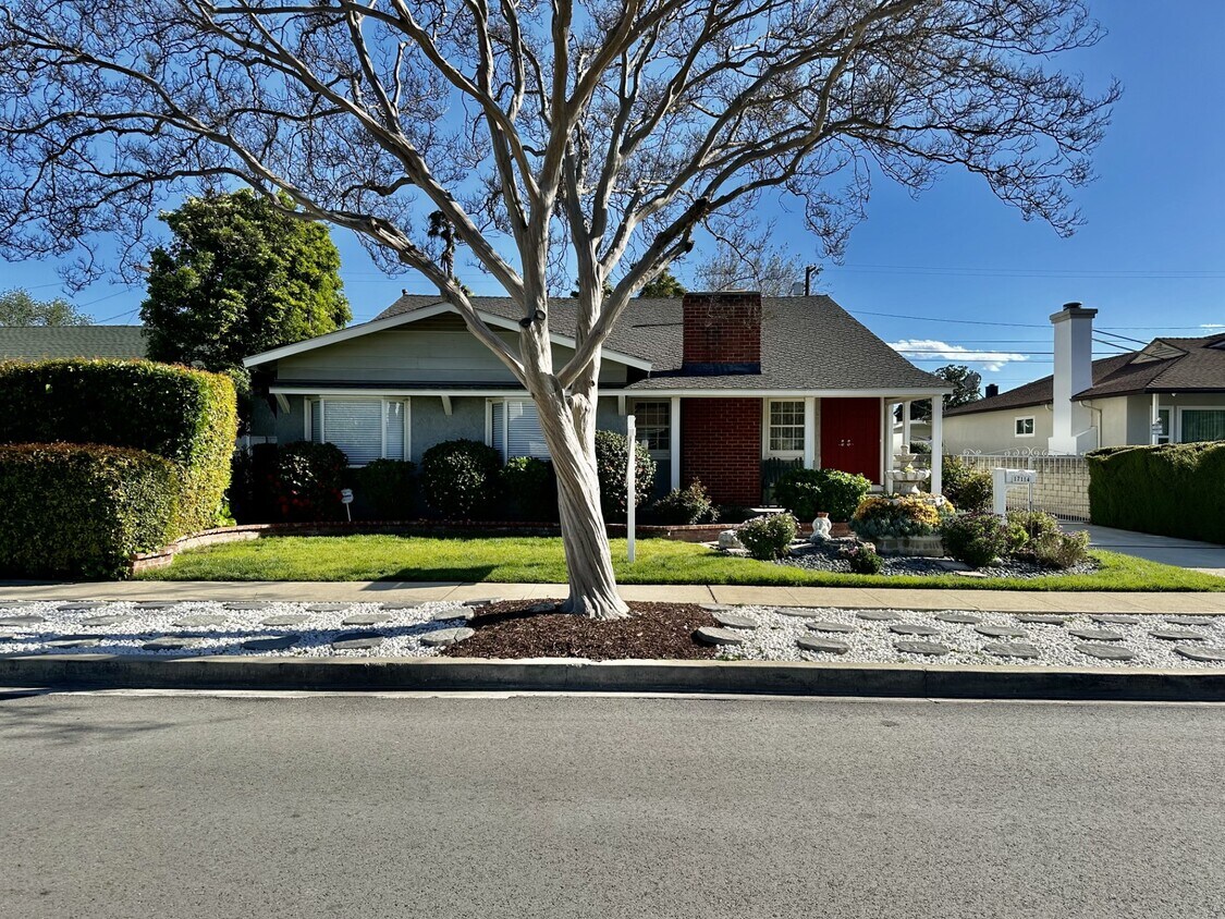 17114 Vose St, Van Nuys, CA 91406 House Rental in Van Nuys, CA