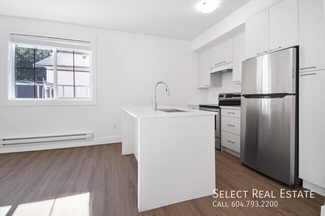 Photo du bâtiment - 63886 Beech Ave.