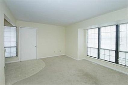 Foto del edificio - 2303 Quail Run Dr