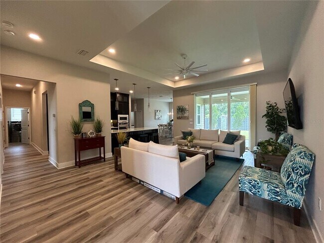 Foto del edificio - 579 SW 122nd Terrace