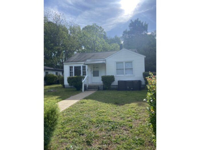 Primary Photo - 881 W. Orange Street, Fayetteville, Nc 28301