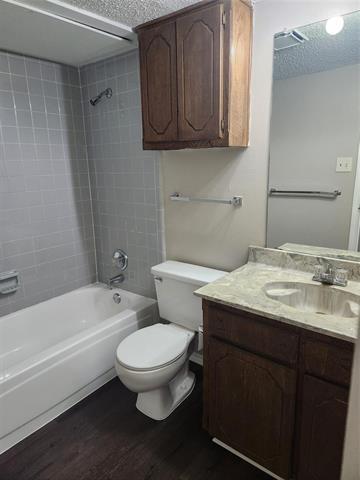 Foto del edificio - 5029 Winder Ct