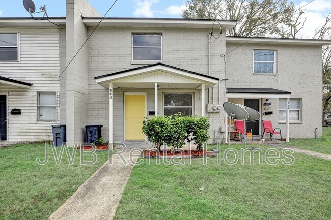 Foto del edificio - 1840 Broadway Ave