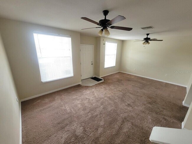 Foto del edificio - 9826 Carlsdale Dr