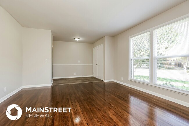 Foto del edificio - 7925 Stallion Dr