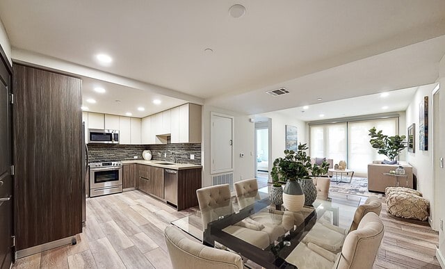 Foto principal - 1070 S Bedford St