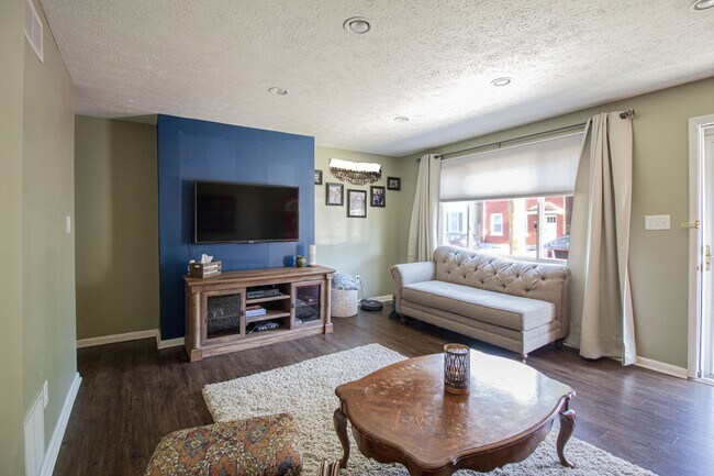 Living Room - 1915 Sidney St