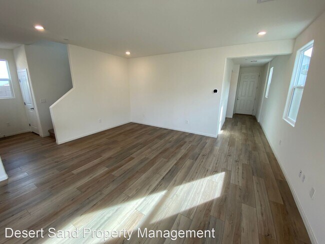 Foto del edificio - 4 br, 3 bath House - 9330 Sully Ave