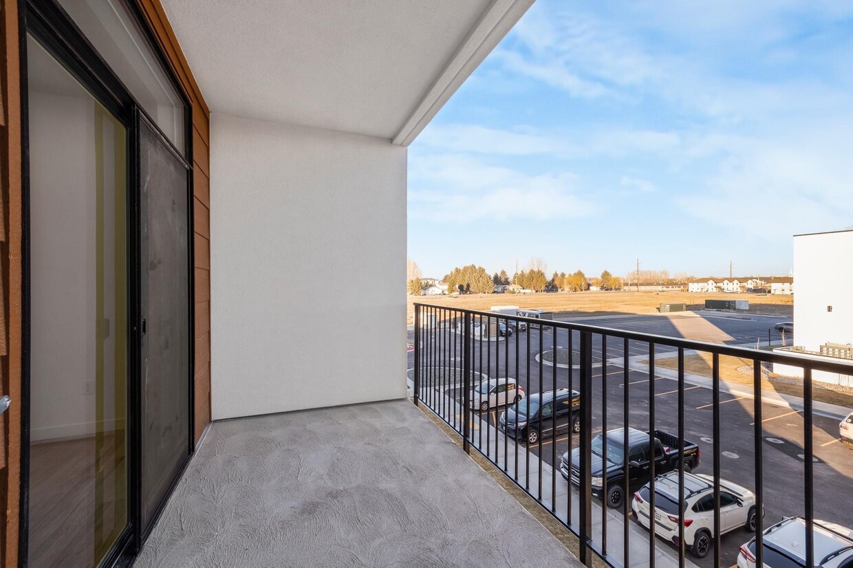 Building Photo - Teton River Lofts #2208